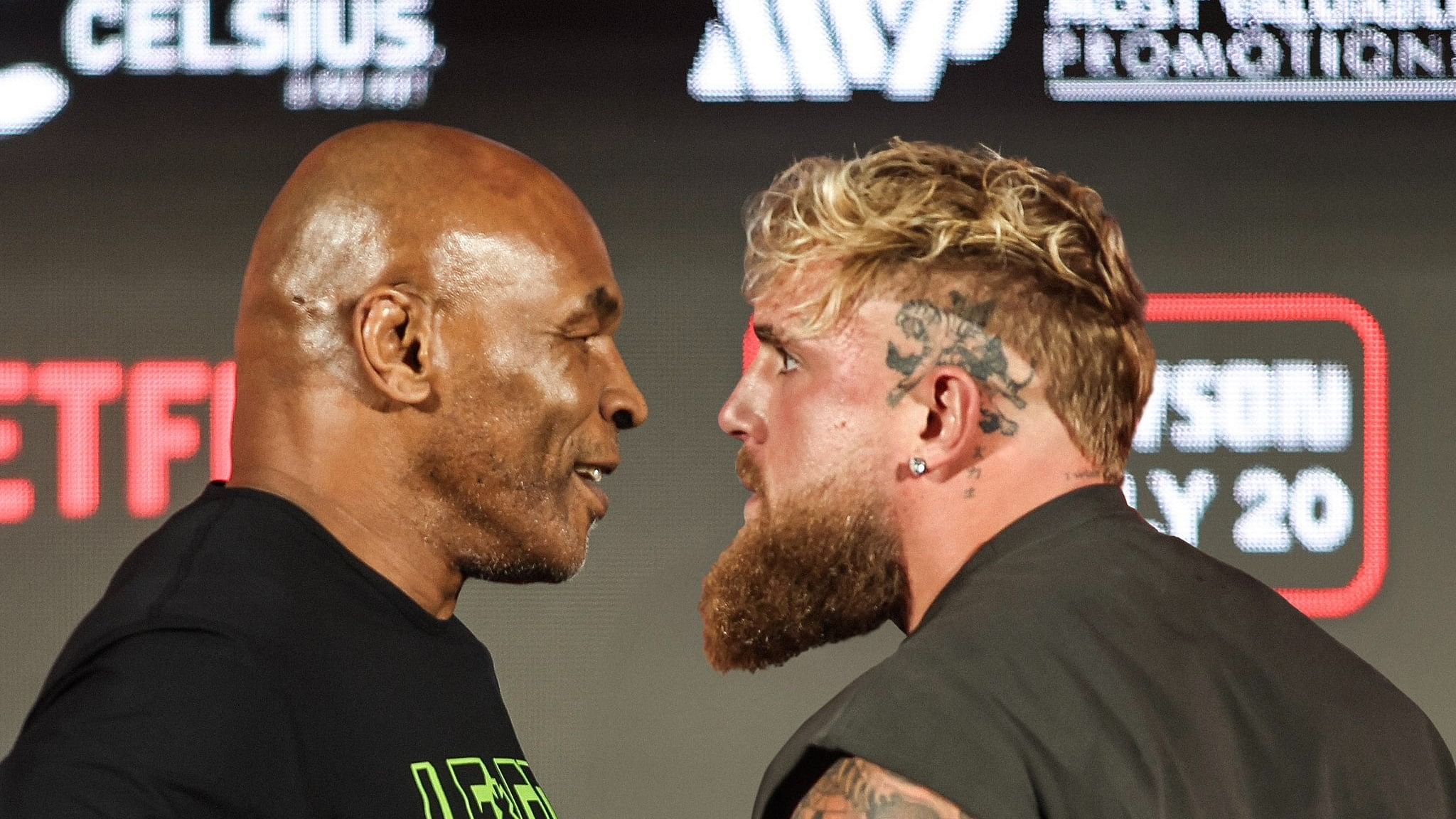 <div class="paragraphs"><p>(L to R) Former world heavyweight champion Mike Tyson and&nbsp;Youtuber-turned-boxer Jake Paul.</p></div>