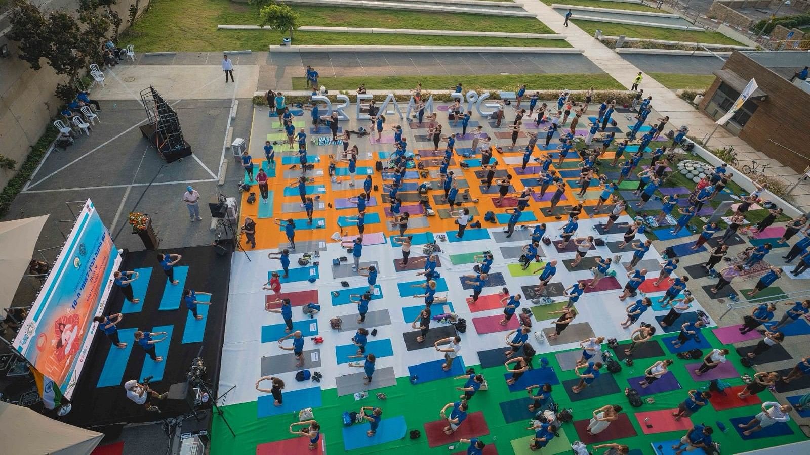 <div class="paragraphs"><p>People performing yoga to celebrate the 10th International Yoga Day in Tel Aviv, Israel.</p></div>