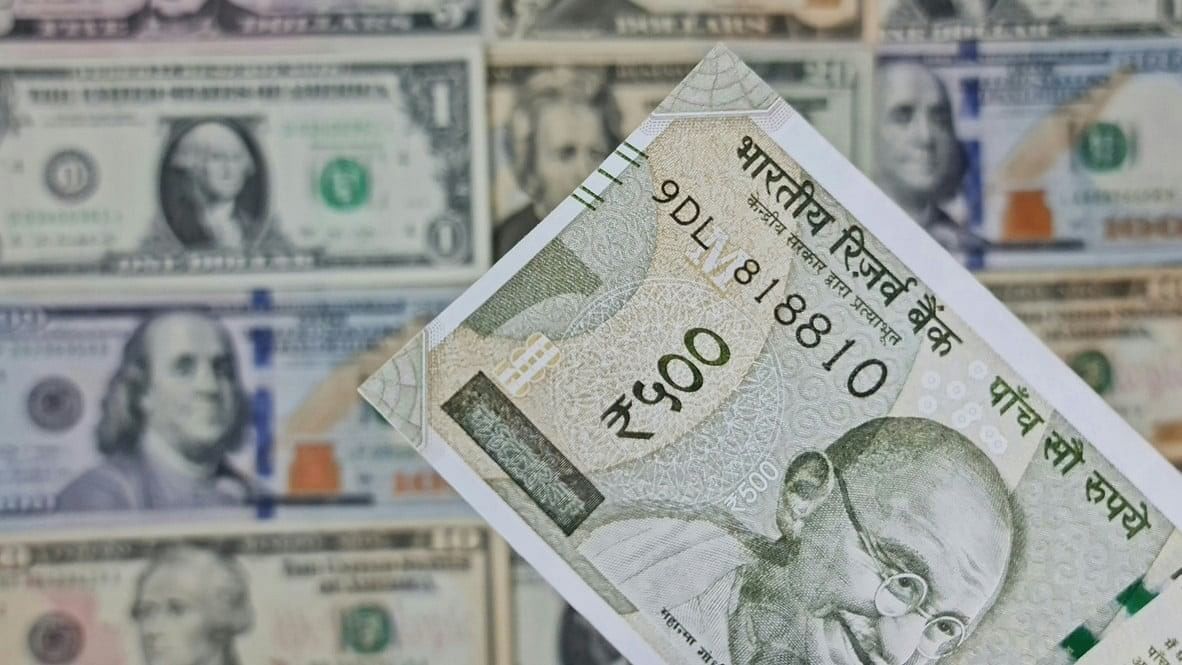 <div class="paragraphs"><p>India's forex reserves jumped USD 4.307 billion to a new all-time high of USD 655.817 billion for the week ended June 7, the Reserve Bank of India (RBI) on Friday.</p></div>