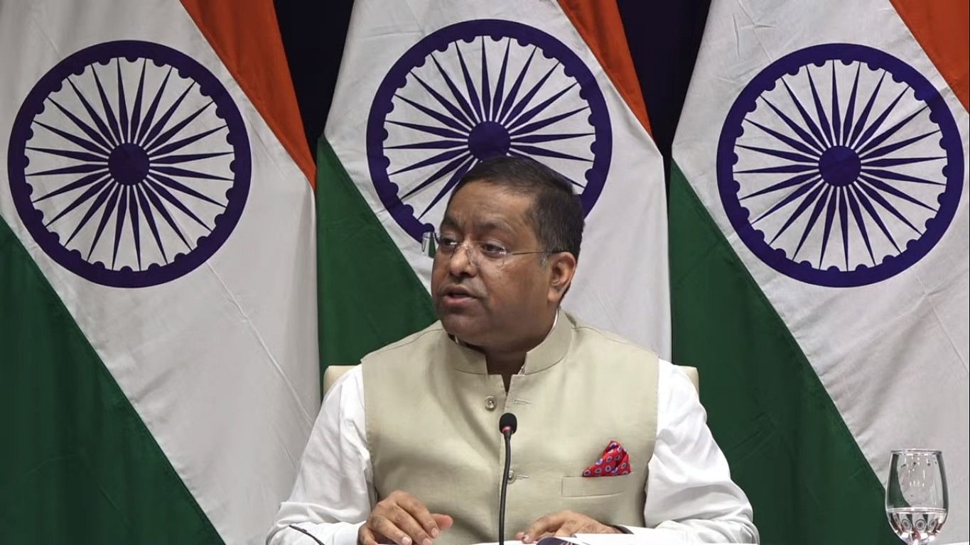 <div class="paragraphs"><p>MEA spokesperson Randhir Jaiswal during his weekly media briefing.</p></div>