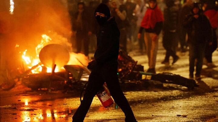 <div class="paragraphs"><p>Clashes in Brussels after the World Cup football match between Belgium and Morocco - Brussels, Belgium - November 27, 2022.</p></div>