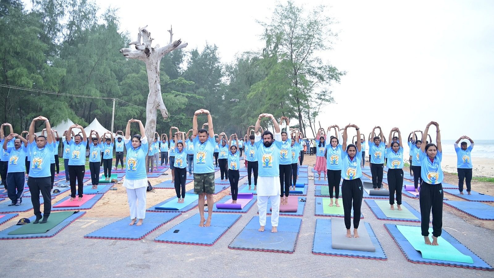 <div class="paragraphs"><p>DK MP Capt Brijesh Chowta and others during 'Yoga with Yodha' programme held on the shores of Sasihithlu beach on Friday.</p></div>