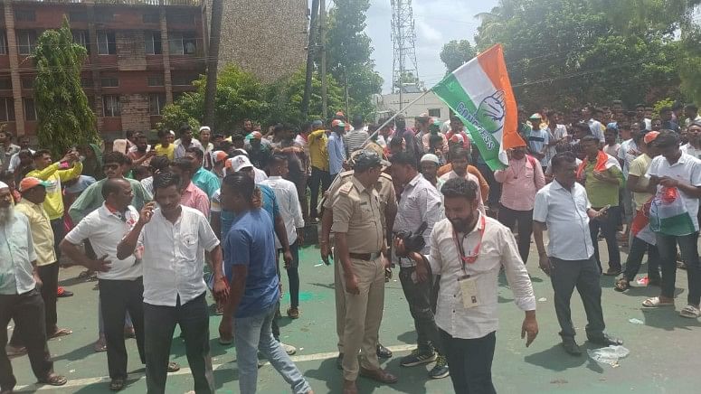 <div class="paragraphs"><p>Congress workers celebrating lead of candidate Priyanka Jarkiholi at Chikkodi town in Belagavi district on Tuesday. </p></div>