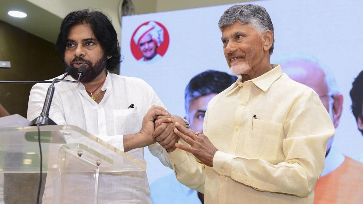 <div class="paragraphs"><p>Jana Sena Party (JSP) Chief Pawan Kalyan proposes the name of TDP Chief N Chandrababu Naidu as the Leader of the House in Andhra Pradesh during the NDA allies meeting, in Vijayawada, Tuesday, June 11, 2024.</p></div>