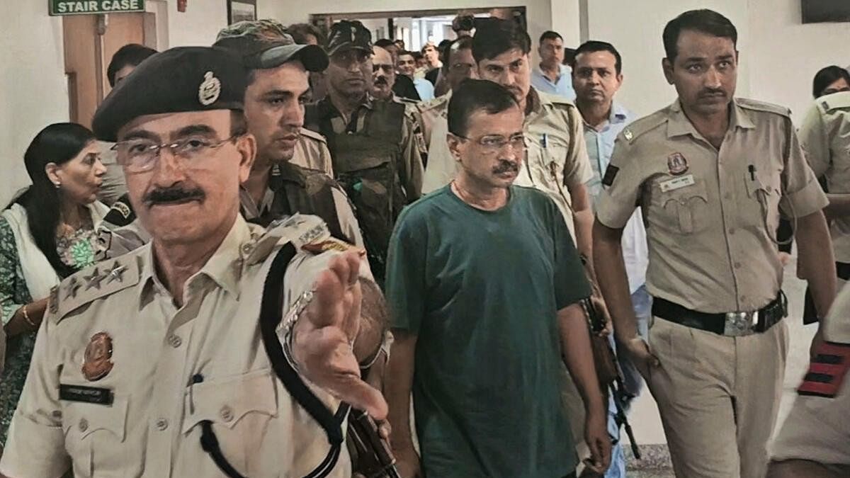 <div class="paragraphs"><p>Delhi CM and AAP leader Arvind Kejriwal being produced before the Rouse Avenue Court in connection with a money laundering case related to the Delhi liquor policy, in New Delhi, Wednesday, June 26, 2024.</p></div>