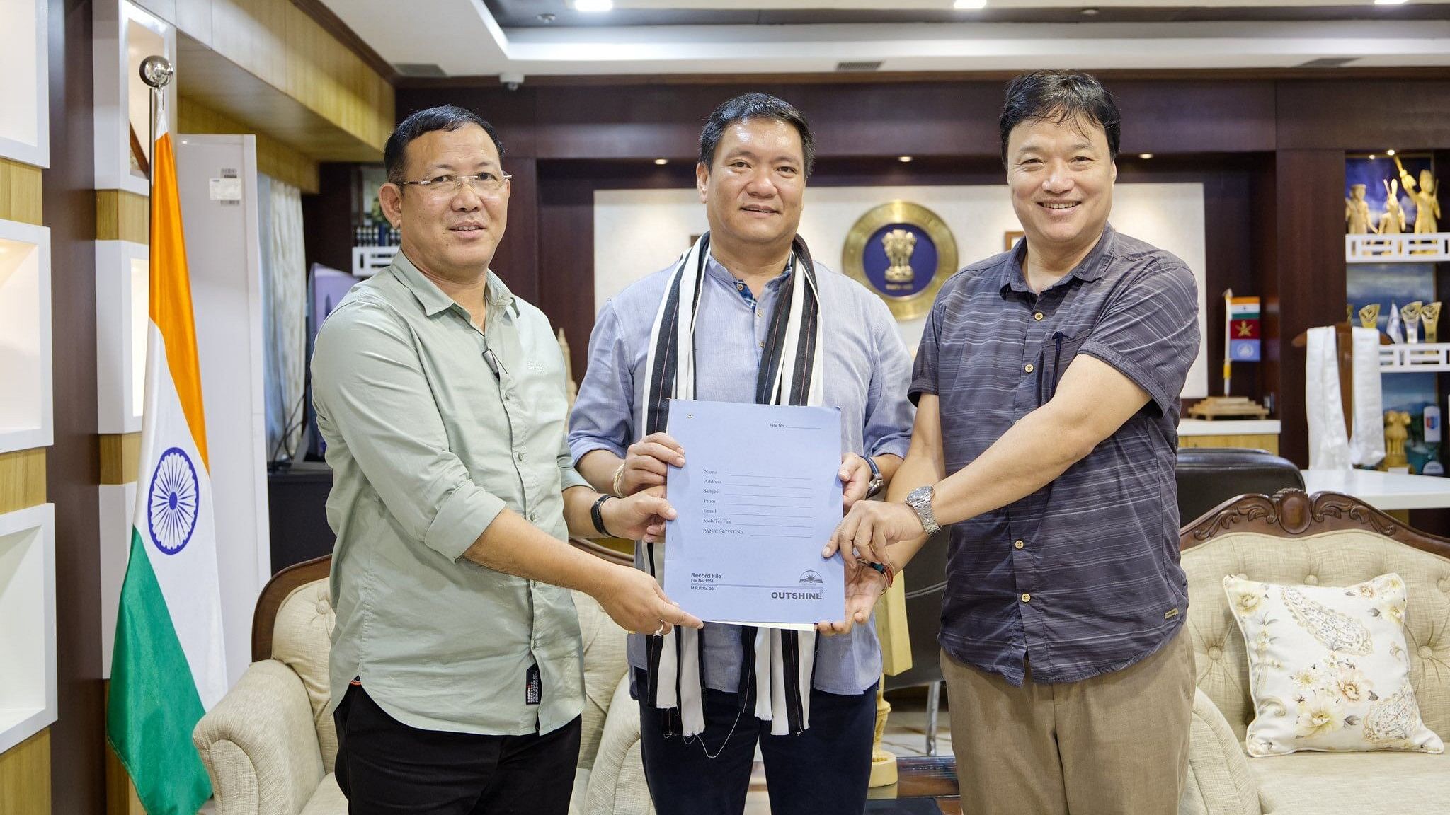 <div class="paragraphs"><p>MLAs Nabam Vivek and Oken Tayeng with Arunachal CM Pema Khandu.</p></div>