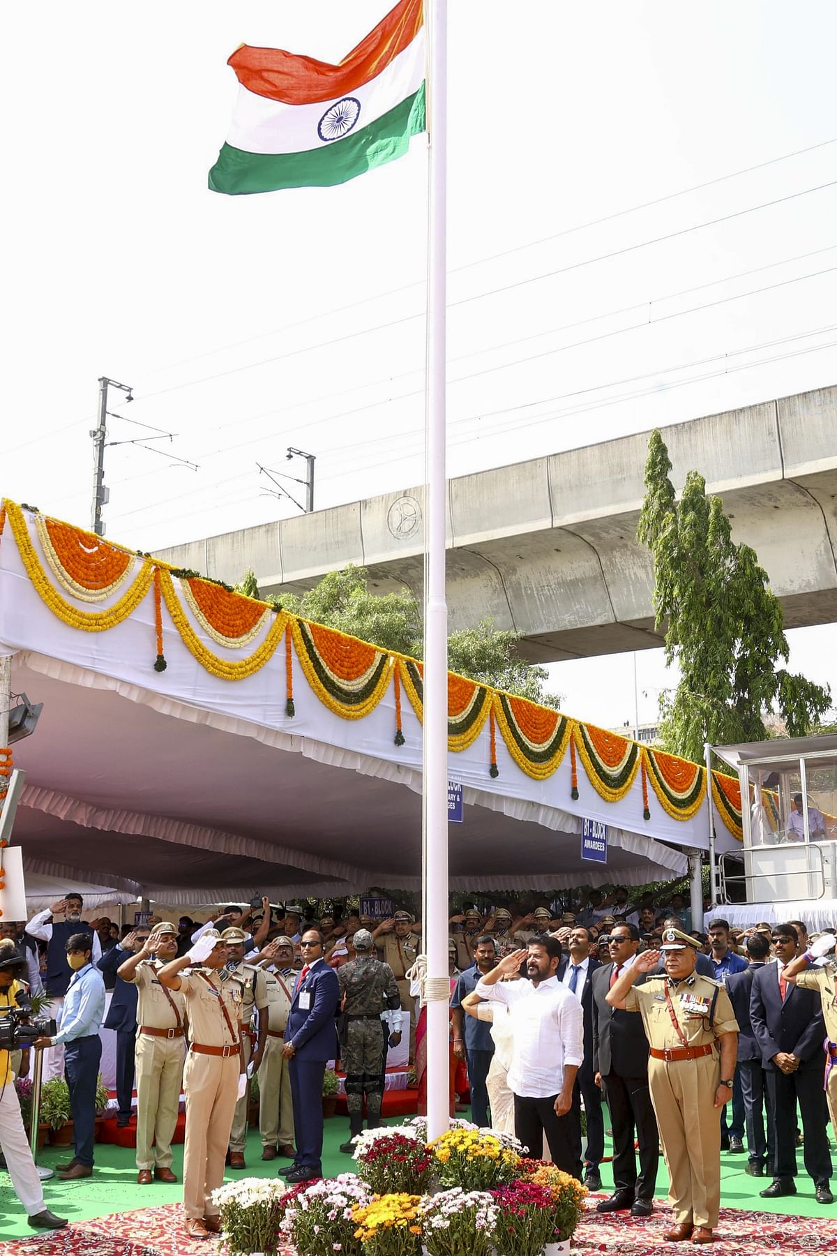 Telangana formation day celebrated with pomp as state reaches decennial ...