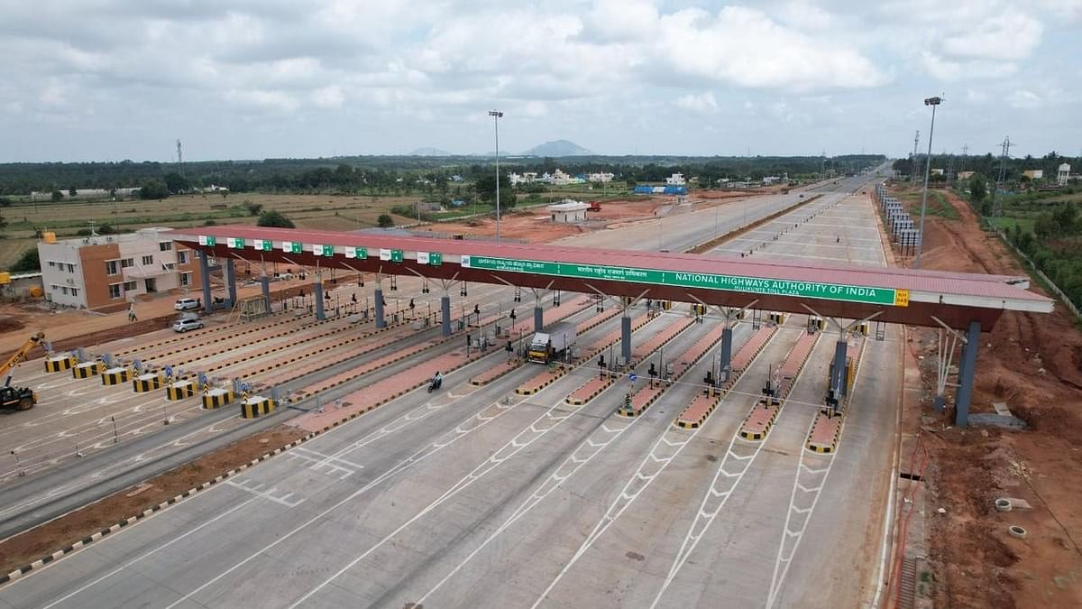 <div class="paragraphs"><p>A view of the Bengaluru STRR's Hulikunte toll plaza in Doddaballapur taluk.</p></div>