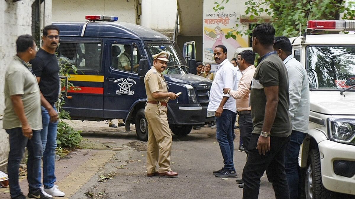 <div class="paragraphs"><p>Two doctors of the Sassoon General Hospital being taken into police custody after their arrest for alleged manipulation of blood samples and destruction of evidence in the case of a car accident involving a 17-year-old boy, in Pune.</p></div>