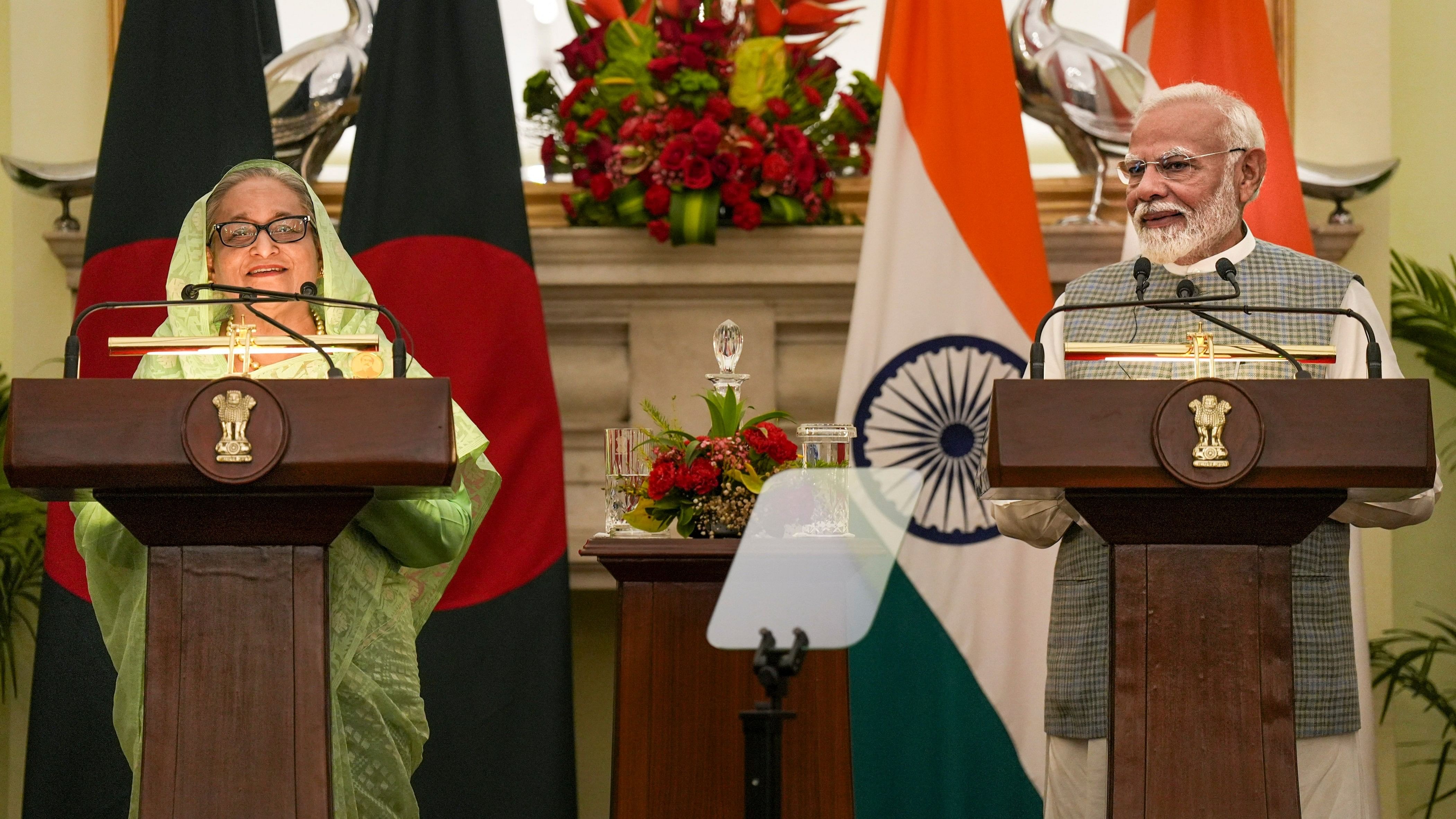 <div class="paragraphs"><p>New Delhi: Prime Minister Narendra Modi and Bangladesh's PM Sheikh Hasina </p></div>
