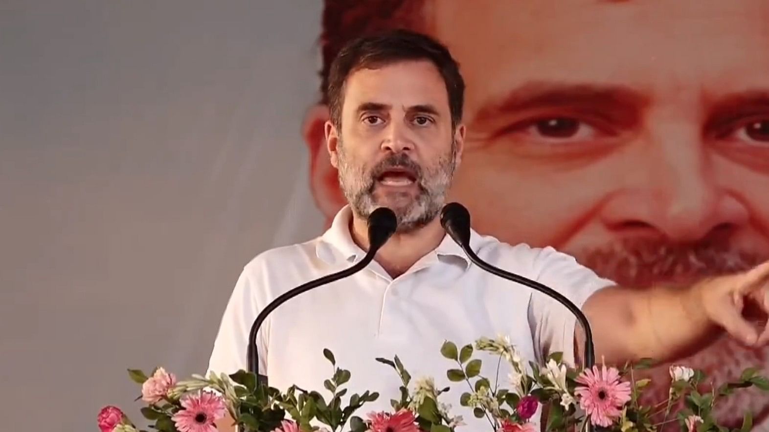 <div class="paragraphs"><p>Congress leader Rahul Gandhi addresses people at Wayanad</p></div>