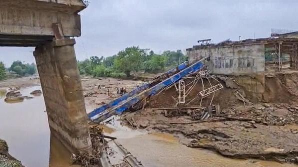 <div class="paragraphs"><p>An under-construction bridge after it collapsed, in Giridih district of Jharkhand, Sunday.</p></div>