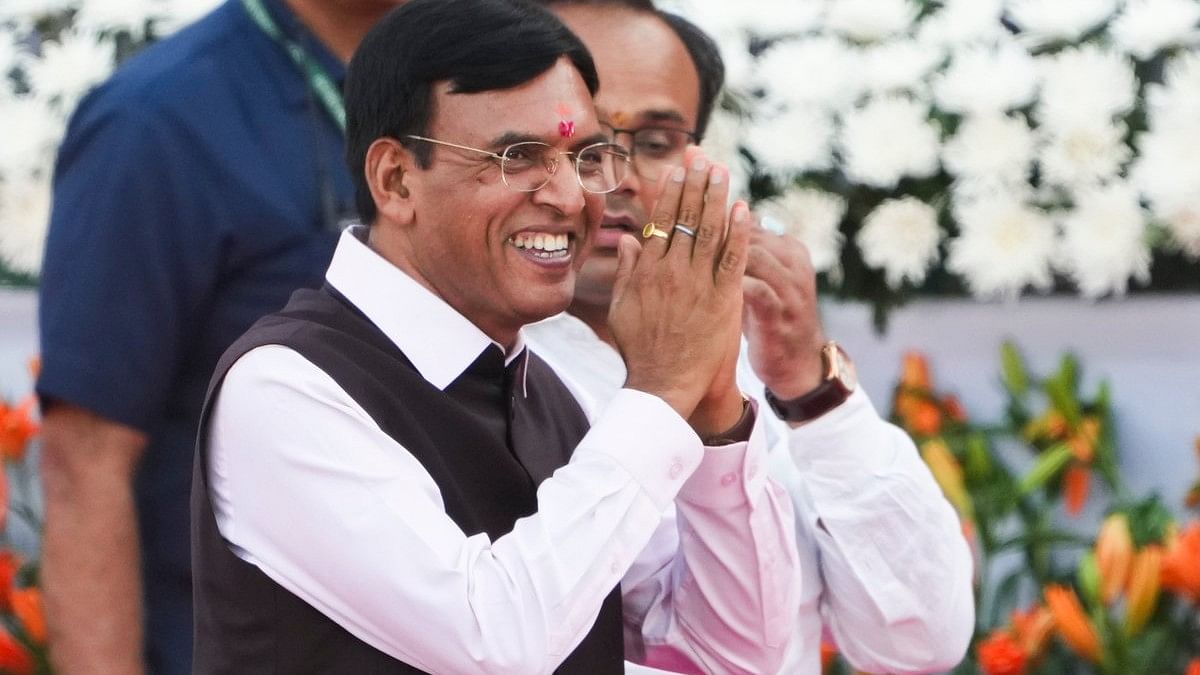 <div class="paragraphs"><p>BJP leader Mansukh Mandaviya at the swearing-in ceremony of new Union government, at Rashtrapati Bhavan.</p></div>