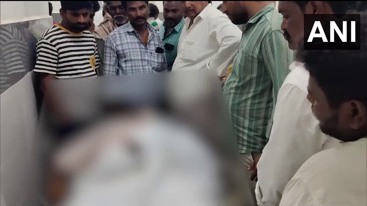 <div class="paragraphs"><p>TDP leader Gourinath Chowdary was allegedly murdered by YSRCP workers.</p></div>