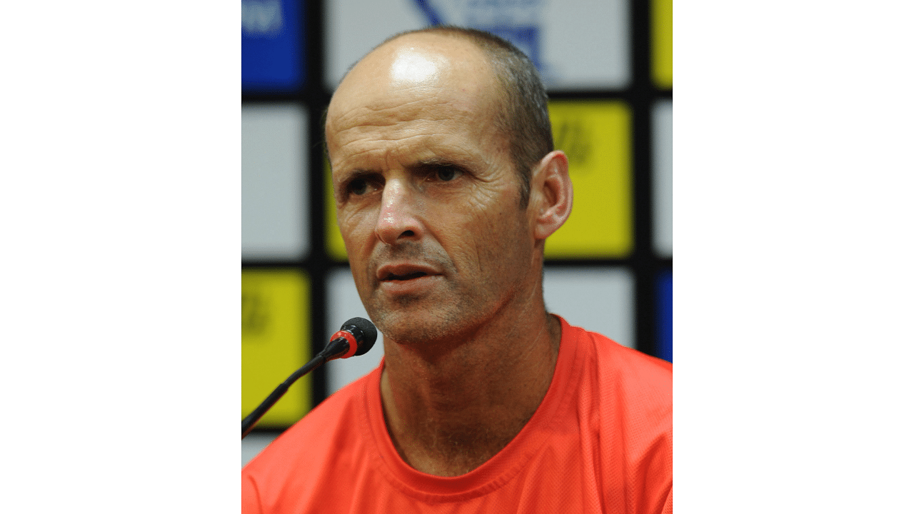 <div class="paragraphs"><p>Gary Kirsten. </p></div>