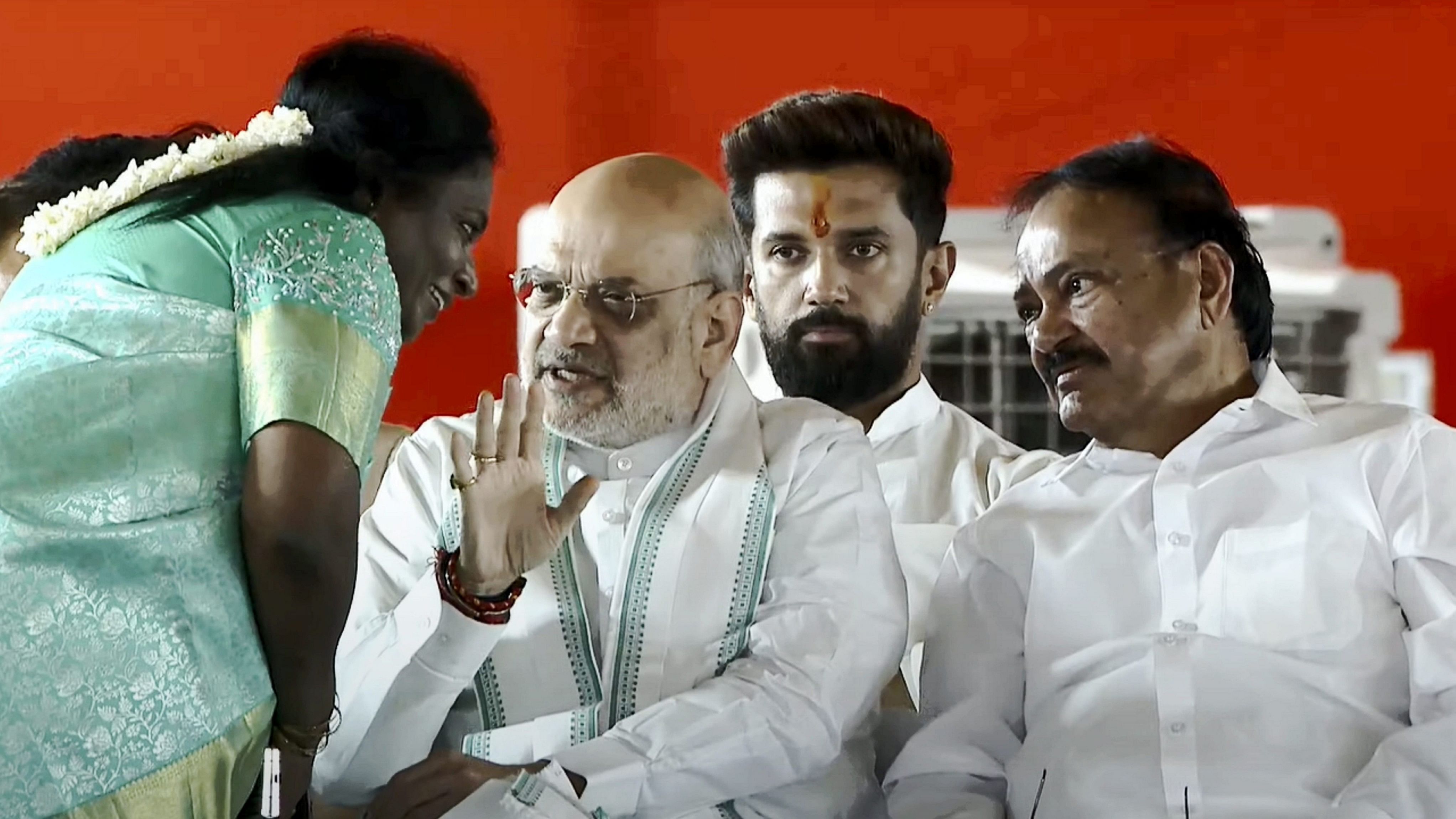 <div class="paragraphs"><p>Former Vice President Venkaiah Naidu and Union Ministers Amit Shah and Chirag Paswan with BJP leader Tamilisai Soundararajan attend the swearing-in ceremony of Nara Chandrababu Naidu as the Chief Minister of Andhra Pradesh, in Vijayawada, Wednesday.</p></div>