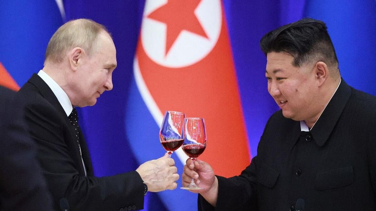 <div class="paragraphs"><p>Russia's President Vladimir Putin and North Korea's leader Kim Jong Un attend</p></div>
