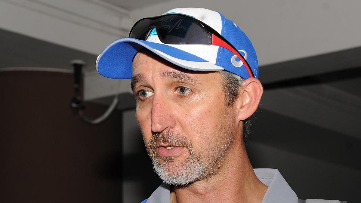 <div class="paragraphs"><p>Jason&nbsp;Gillespie</p></div>