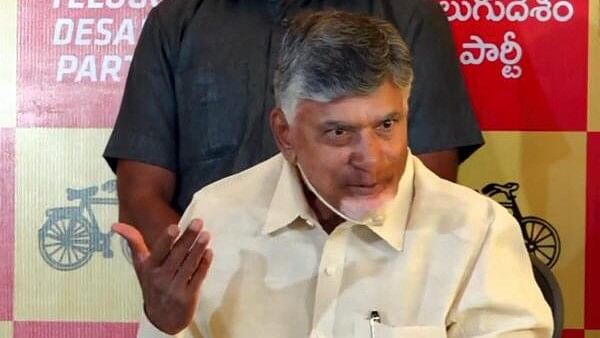 <div class="paragraphs"><p>Telugu Desam Party (TDP) President Chandrababu Naidu addresses a press conference after the party’s victory in the Lok Sabha elections, in Amravati, Wednesday, June 5, 2024.</p></div>