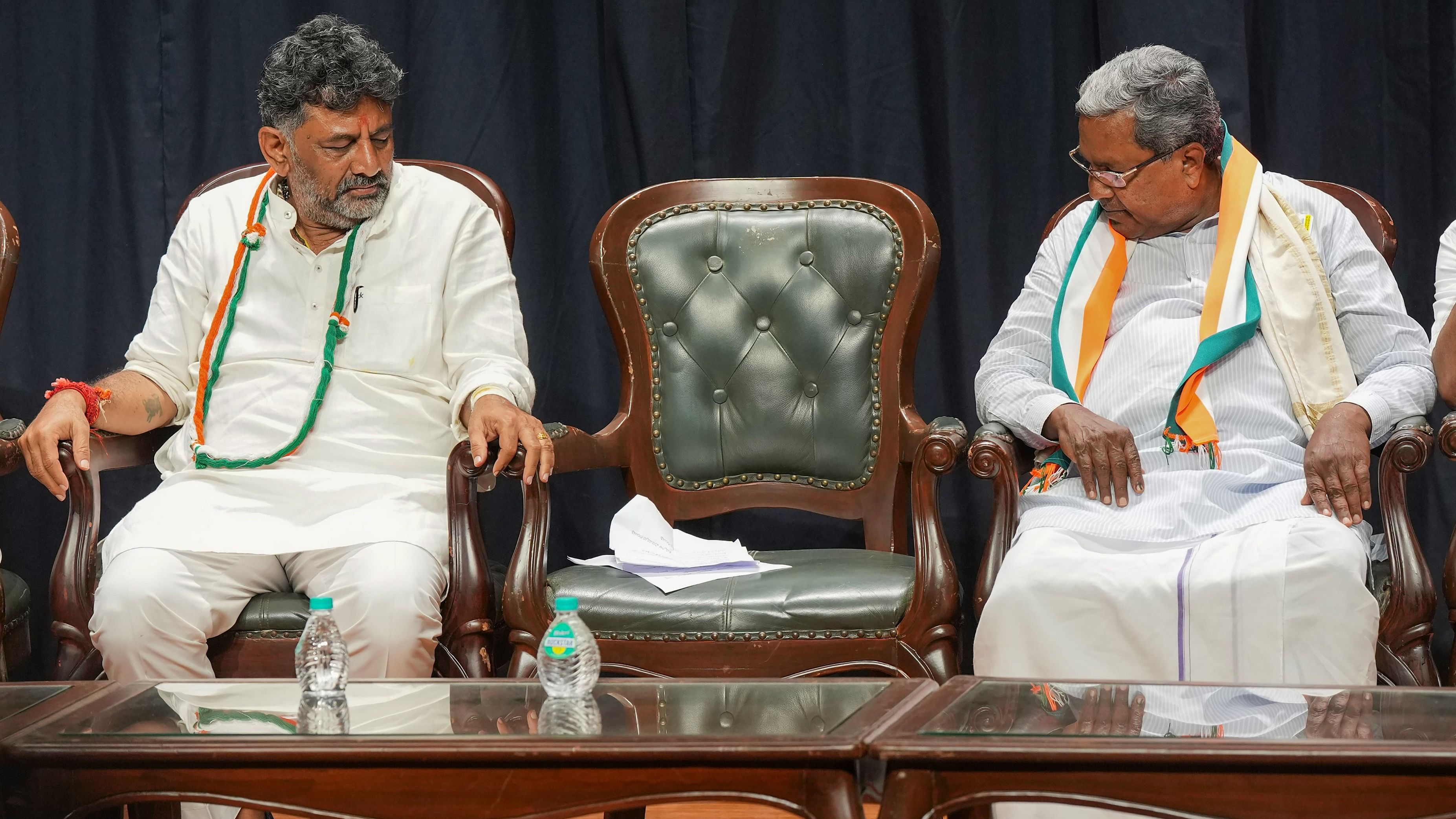 <div class="paragraphs"><p>File photo of&nbsp;Karnataka CM Siddaramaiah and Karnataka Congress President D K Shivakumar</p></div>
