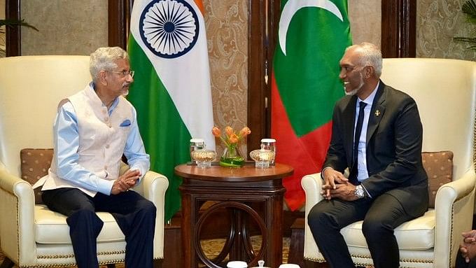 <div class="paragraphs"><p>External Affairs Minister S Jaishankar and Maldives President Mohamed Muizzu.</p></div>