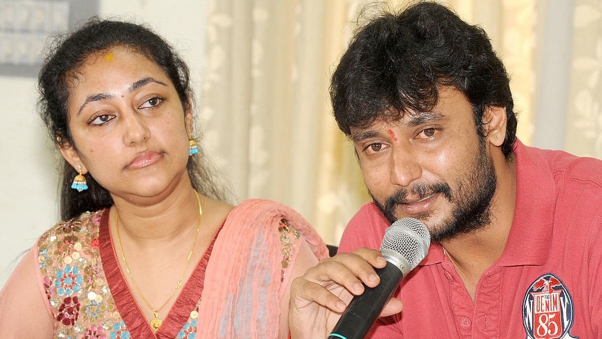 <div class="paragraphs"><p>Actor Darshan Tugudeep and his wife Vijayalakshmi.</p></div>