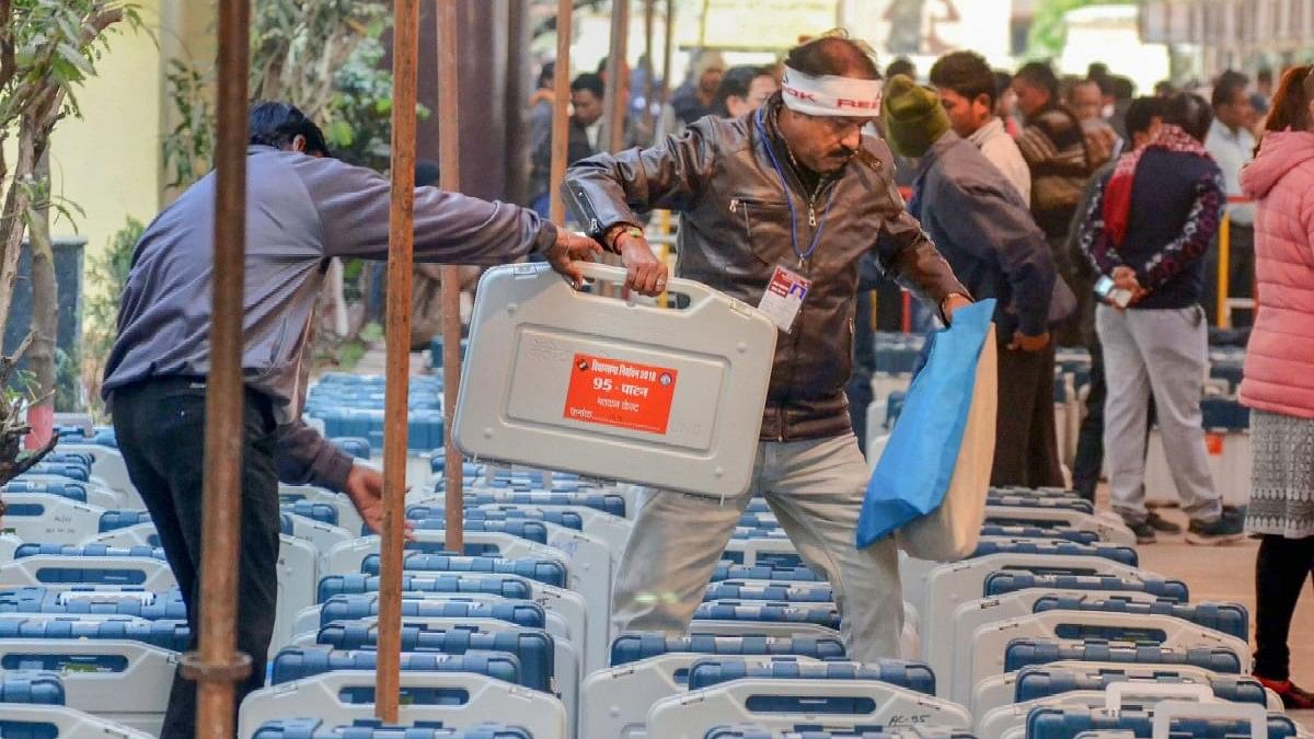 <div class="paragraphs"><p>A representative image showing Election officials collecting&nbsp; Electronic Voting Machine (EVM) from an EVM distribution centre.</p></div>