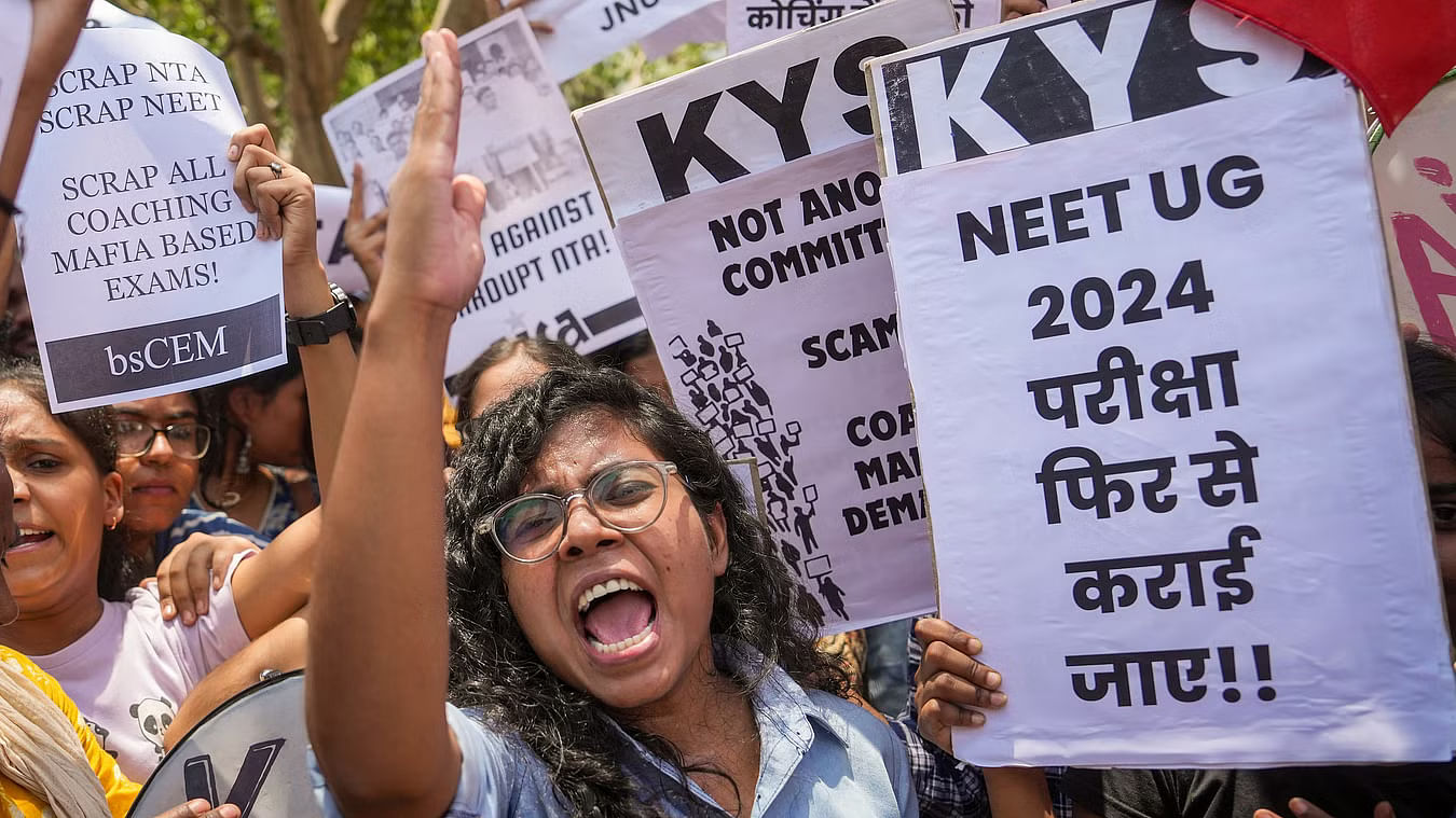 <div class="paragraphs"><p>Members of various student organisations stage a protest against the alleged irregularities in the NEET-UG 2024 entrance exam result, in New Delhi, Monday, June 10, 2024</p></div>