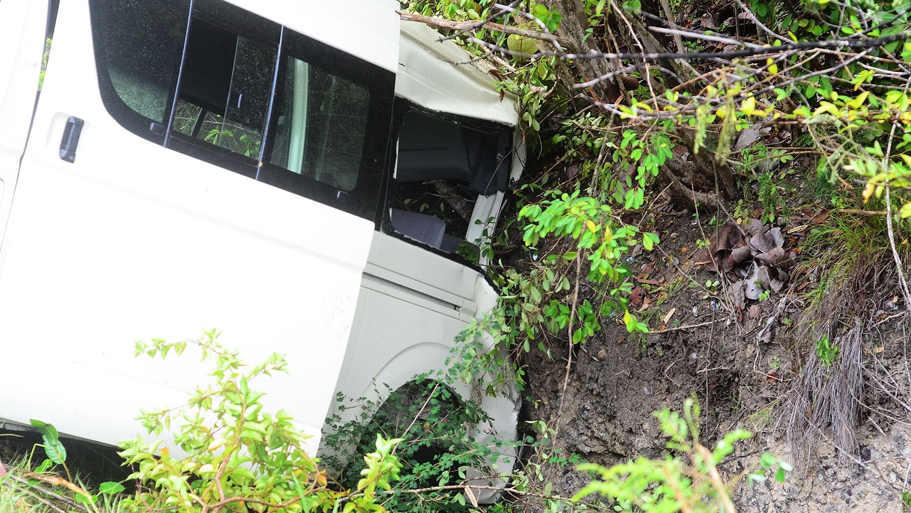 <div class="paragraphs"><p>Representative image of a bus in an accident.</p></div>
