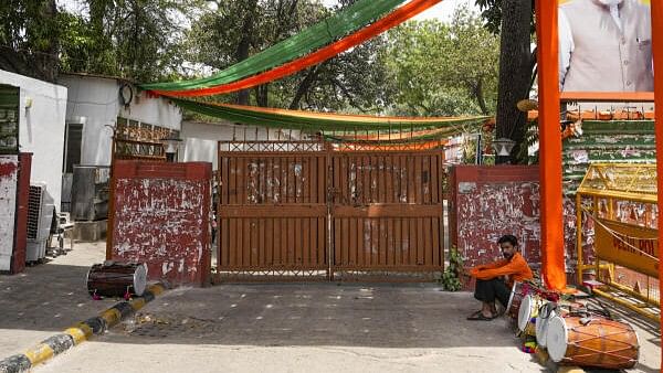 <div class="paragraphs"><p>View of BJP office on the day of counting of votes for Lok Sabha elections, at the party office in New Delhi, Tuesday, June 4, 2024.</p></div>