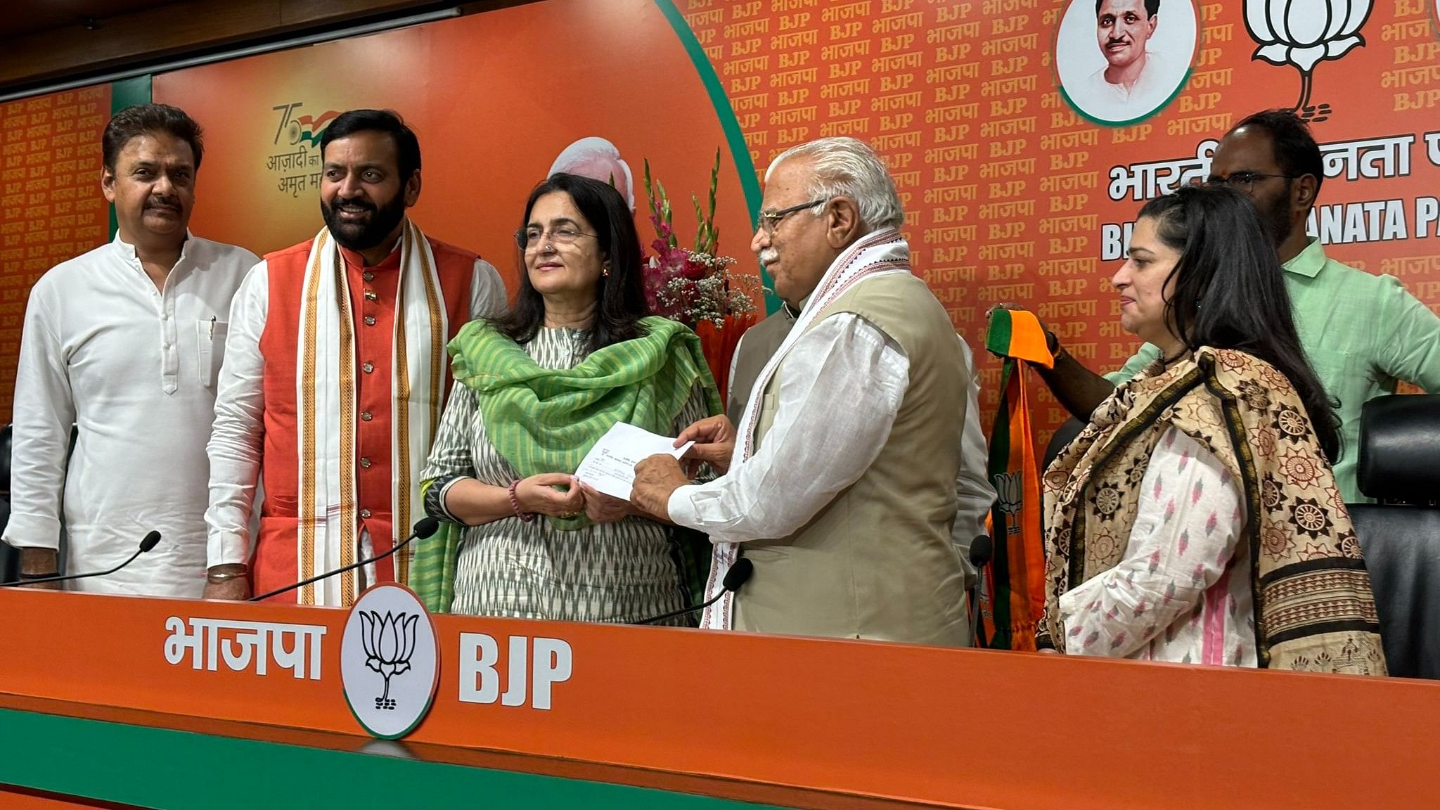 <div class="paragraphs"><p>Former&nbsp;Haryana Congress leaders Kiran&nbsp;Choudhry and daughter&nbsp;Shruti Choudhry join BJP.</p></div>