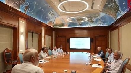 <div class="paragraphs"><p>PM Modi at meeting about Kuwait fire tragedy</p></div>