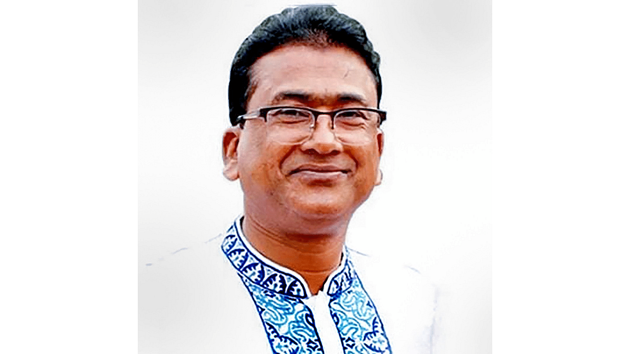 <div class="paragraphs"><p> An undated image of Bangladesh MP Anwarul Azim. Anwar, who went missing from Kolkata on May 13, was brutally murderedin the city, the West Bengal police said. </p></div>