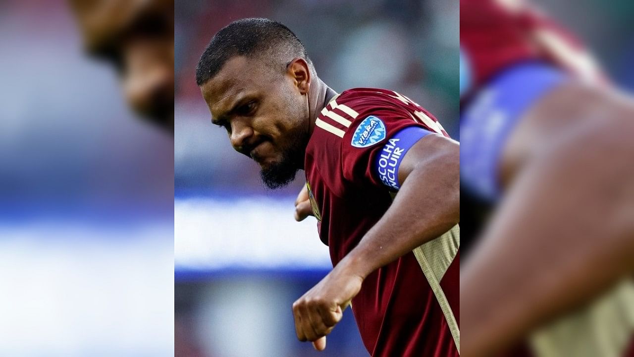 <div class="paragraphs"><p>Venezuela's Salomon&nbsp;Rondon celebrate scoring the winning goal against Mexico, which catapulted them to the quarter finals of the Copa America.</p></div>
