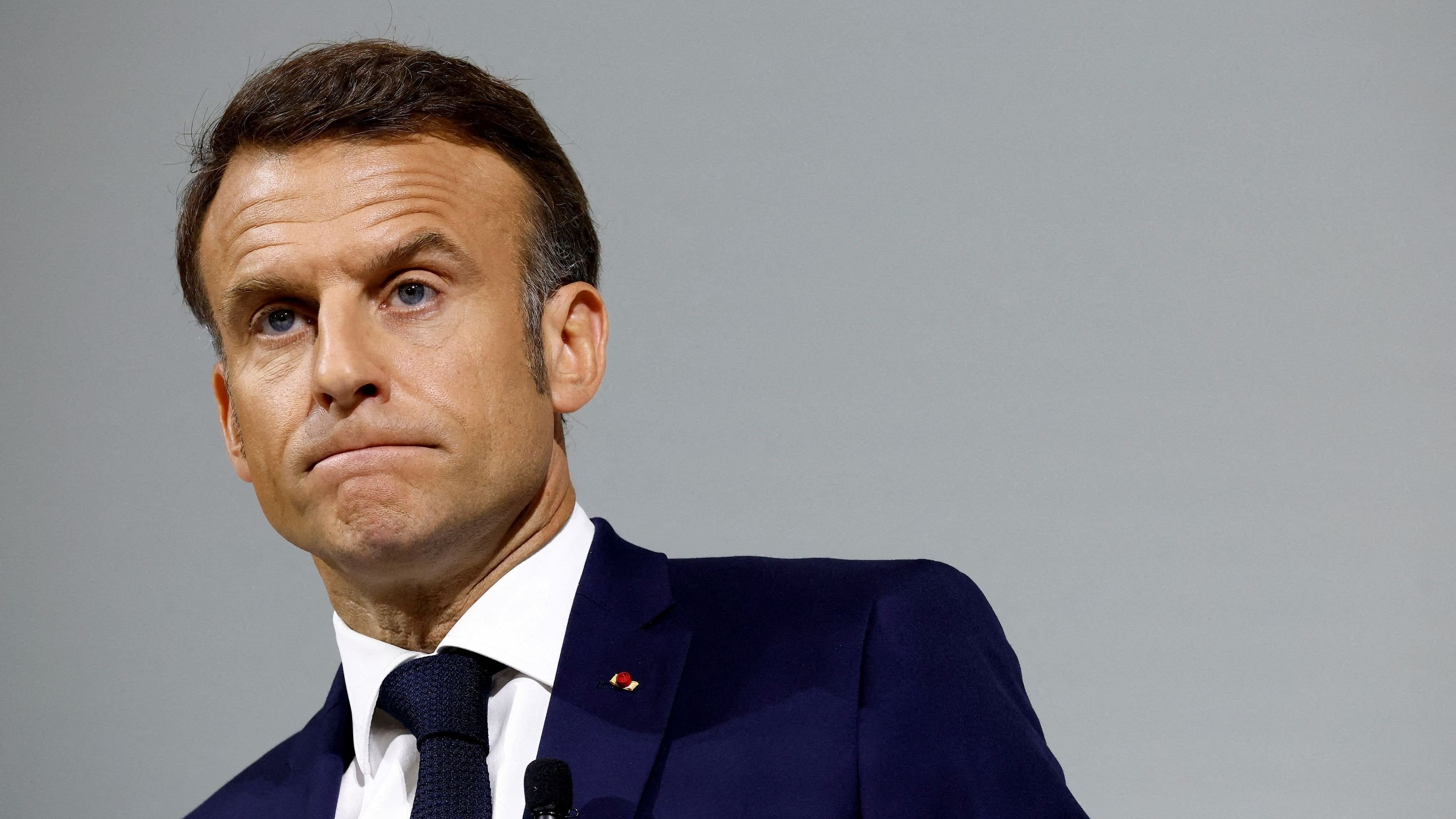 <div class="paragraphs"><p>Emmanuel Macron</p></div>