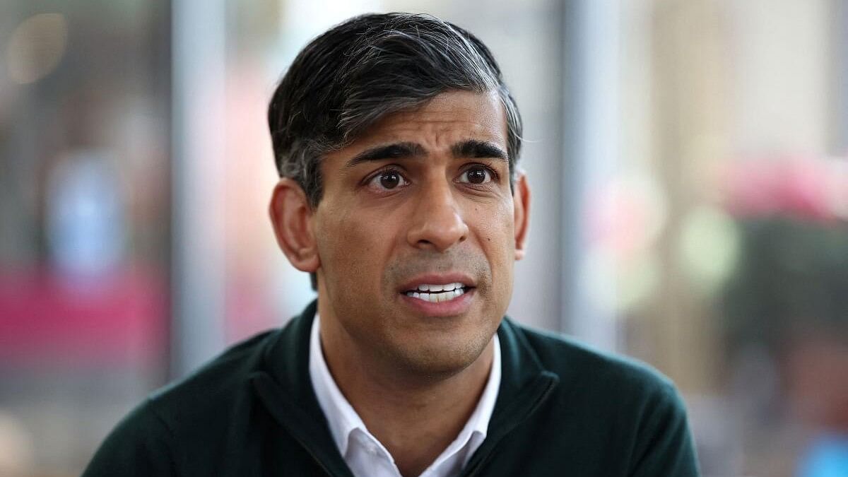 <div class="paragraphs"><p>British Prime Minister and Conservative Party leader, Rishi Sunak chats with members of the media.</p></div>