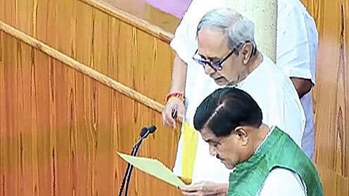 <div class="paragraphs"><p>BJD President Naveen Patnaik takes oath as member of the 17th Odisha Legislative Assembly, administered by State Assembly Speaker Ranendra Pratap, in Bhubaneswar, Tuesday, June 18, 2024.</p></div>