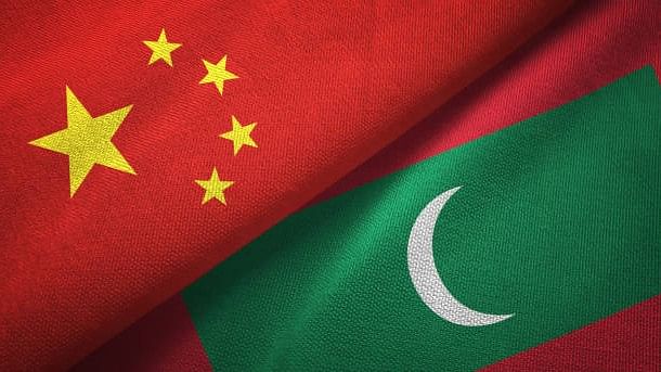 <div class="paragraphs"><p>The flags of China and Maldives.</p></div>