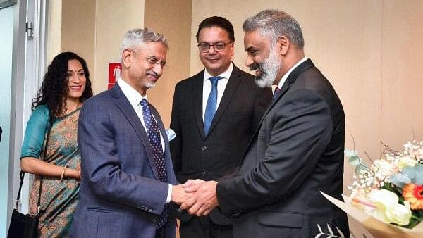 <div class="paragraphs"><p>External Affairs Minister S. Jaishankar and Minister of Foreign Affairs of Mauritius Maneesh Gobin during a meeting.</p></div>