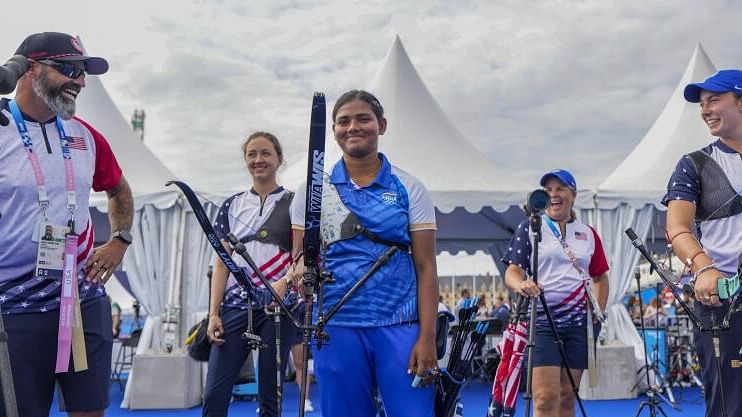 <div class="paragraphs"><p>India's archer Ankita Bhakat (C) during women's individual ranking round at the Summer Olympics 2024, at Gardens of Les Invalides, in Paris, Thursday, July 25, 2024.</p></div>