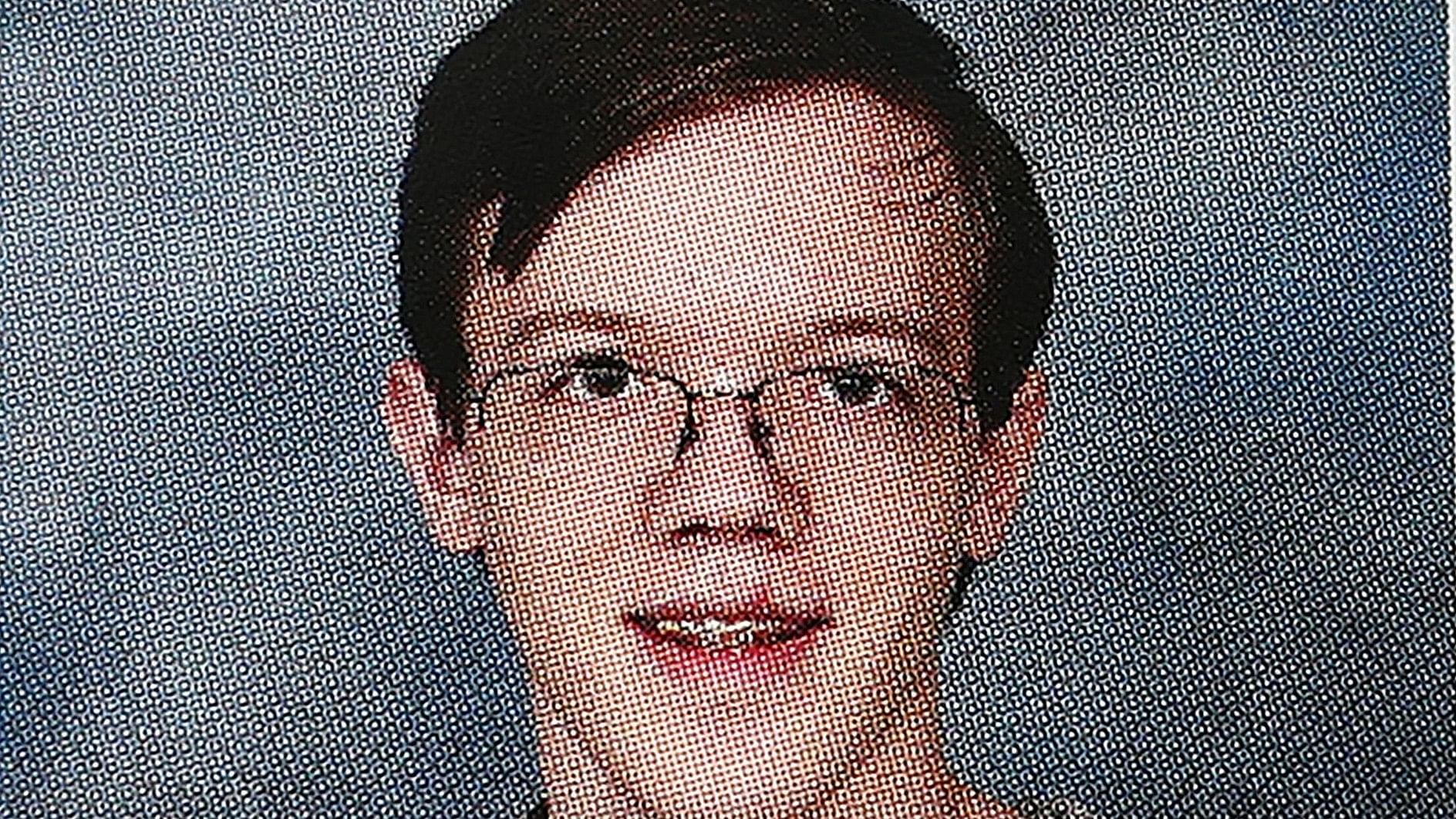 <div class="paragraphs"><p>A 2020 High School yearbook shows the photo of Thomas Matthew Crooks.</p></div>