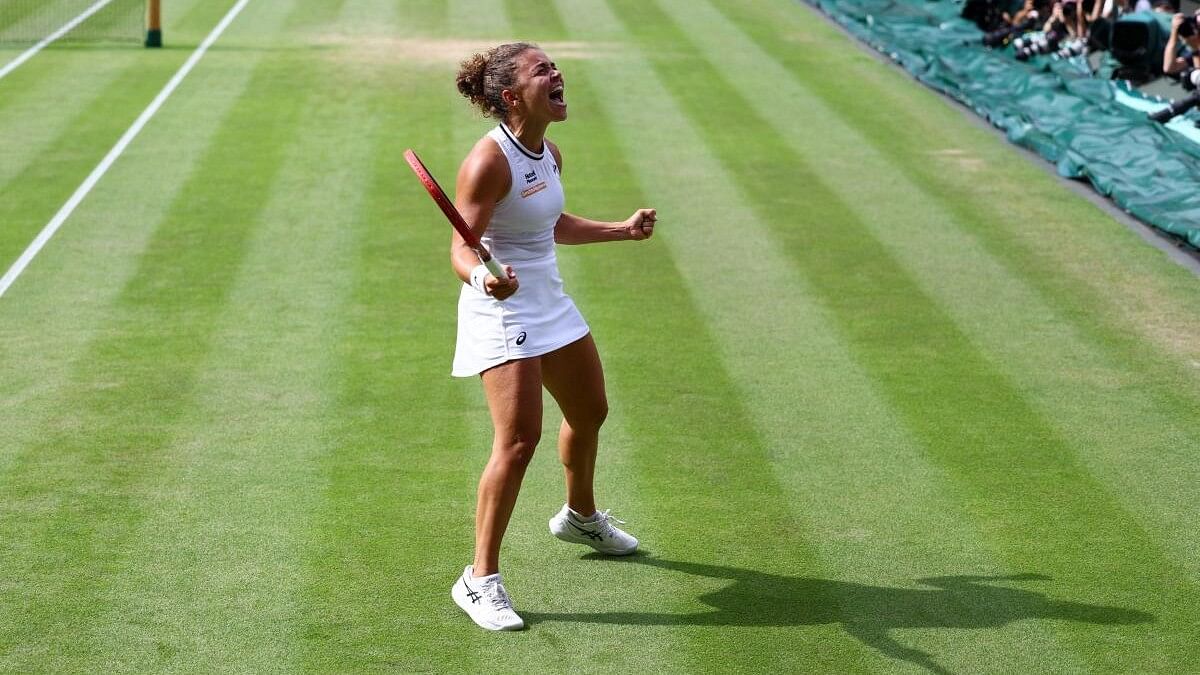 <div class="paragraphs"><p>Italy's Jasmine Paolini celebrates winning her semi final match against Croatia's Donna Vekic.</p></div>