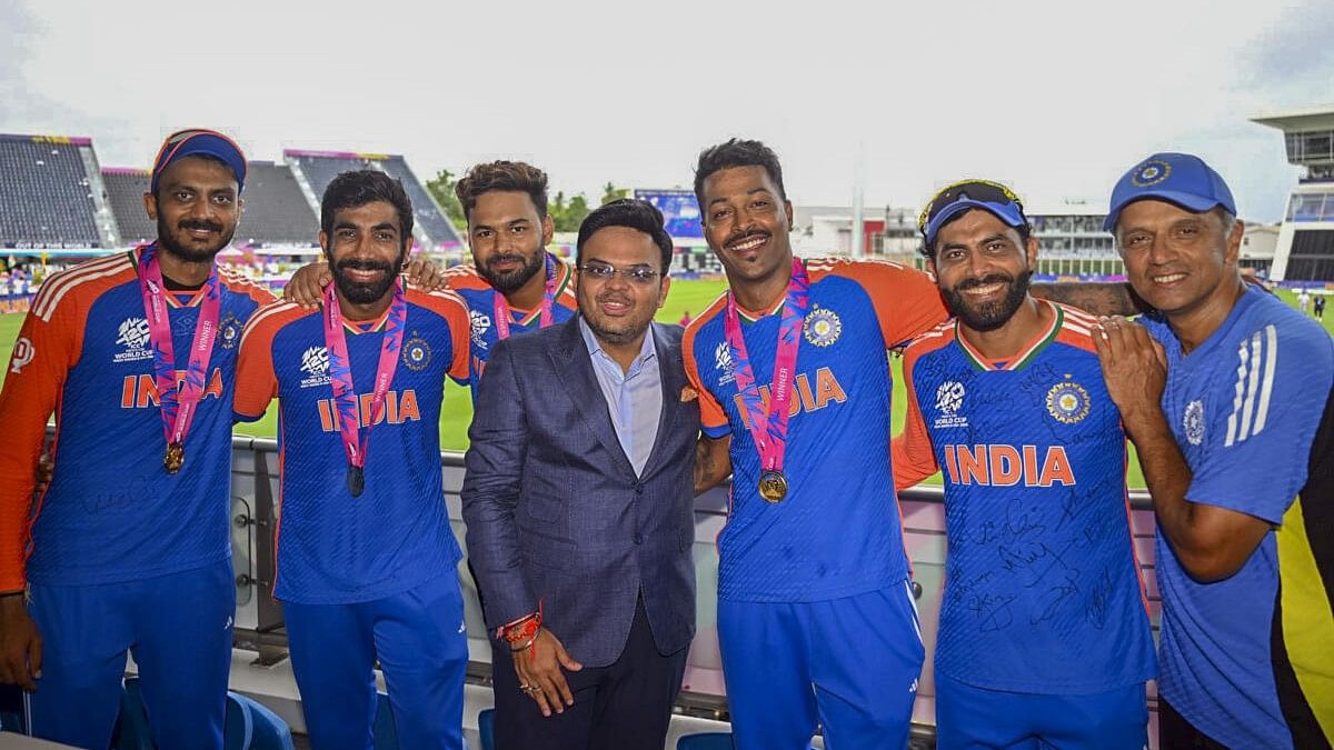 <div class="paragraphs"><p>File photo of India's Head Coach Rahul Dravid and team captain Rohit Sharma with players Axar Patel, Jasprit Bumrah, Rishabh Pant, Hardik Pandya and Ravindra Jadeja and BCCI Secretary Jay Shah during celebration after India defeated South Africa in the ICC Men's T20 World Cup final cricket match, at Kensington Oval, in Bridgetown, Barbados, Sunday, June 30, 2024.</p></div>