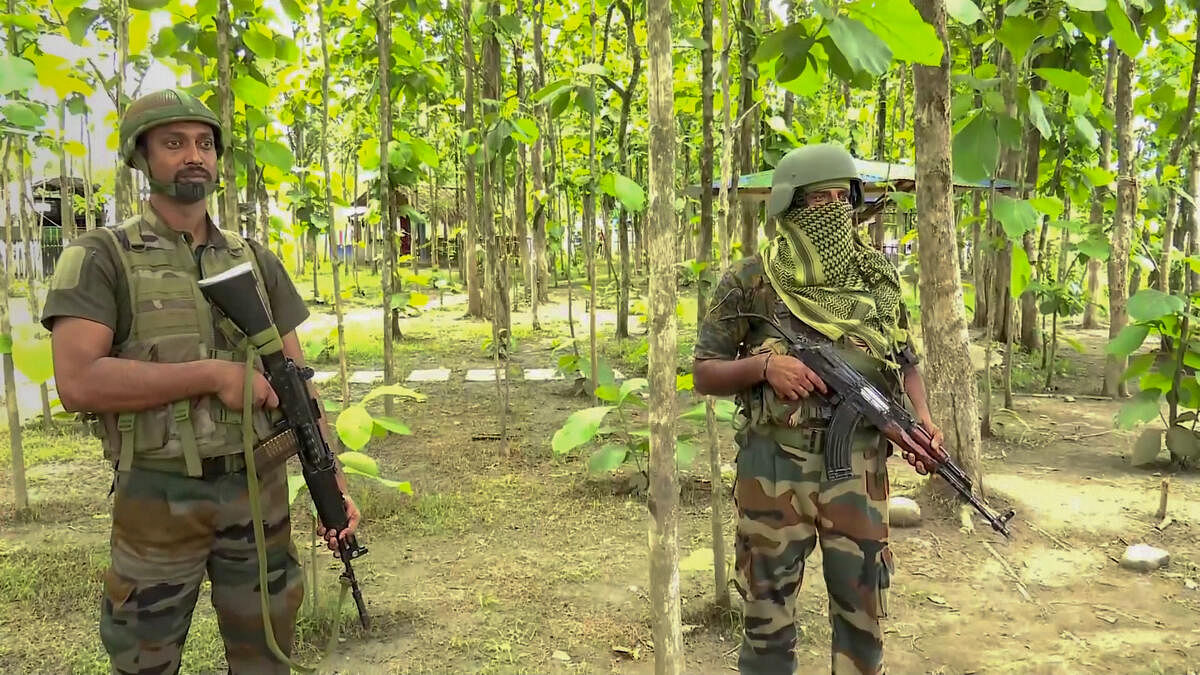 <div class="paragraphs"><p>Personnel of Assam Rifles keep a watch in Manipur's Senapati region. (Representative file image)</p></div>