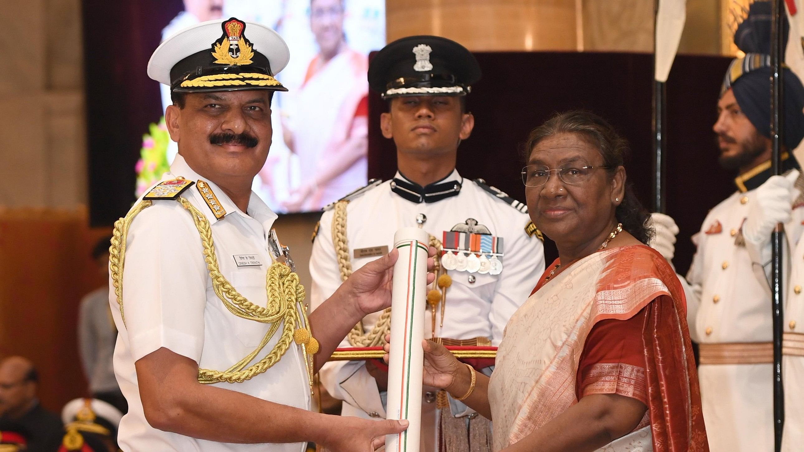 <div class="paragraphs"><p>President Droupadi Murmu presented Param Vishisht Seva Medal.</p></div>