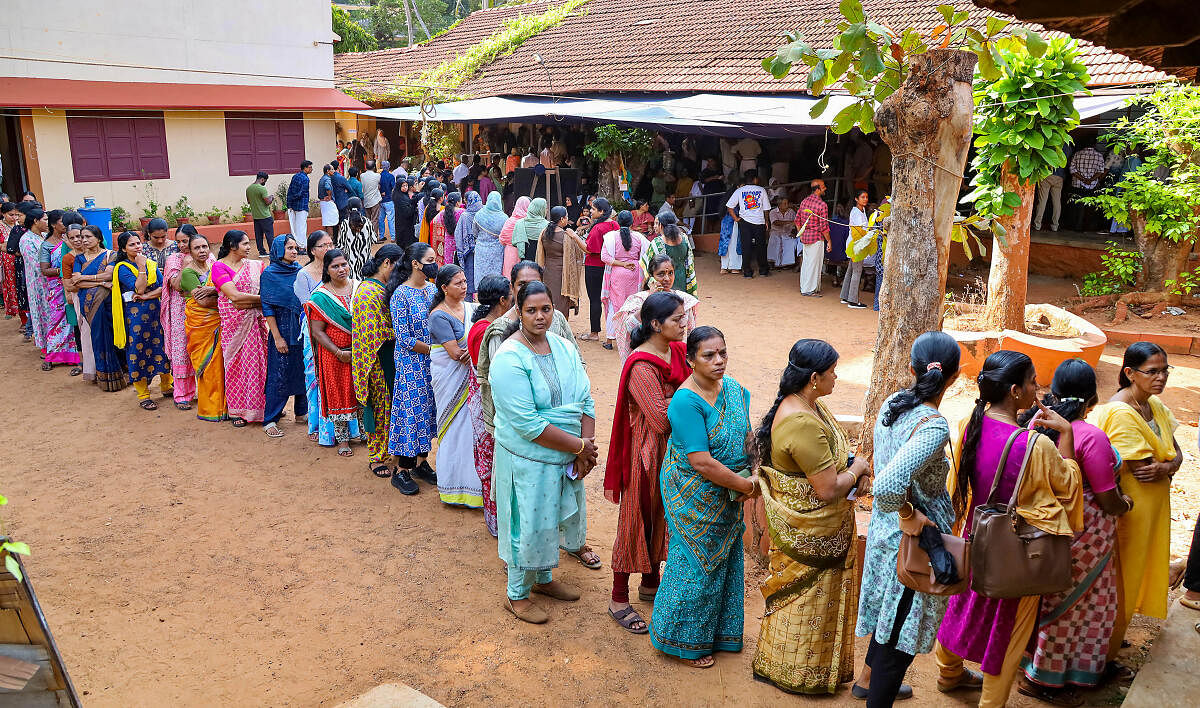 <div class="paragraphs"><p>File photo of voters at a polling station during theLok Sabha elections. (Representative image)</p></div>