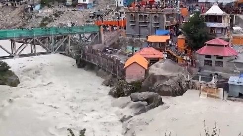 <div class="paragraphs"><p>Alaknanda River at Badrinath surpasses danger mark, the administration appeals to pilgrims to stay clear of river banks.</p></div>