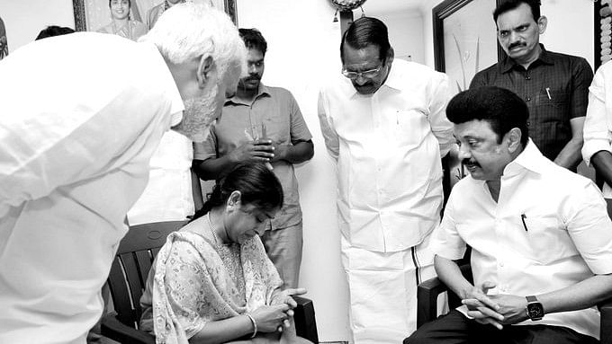 <div class="paragraphs"><p>Tamil Nadu Chief Minister M K Stalin with wife of slain BSP leader K Armstrong.&nbsp;</p></div>