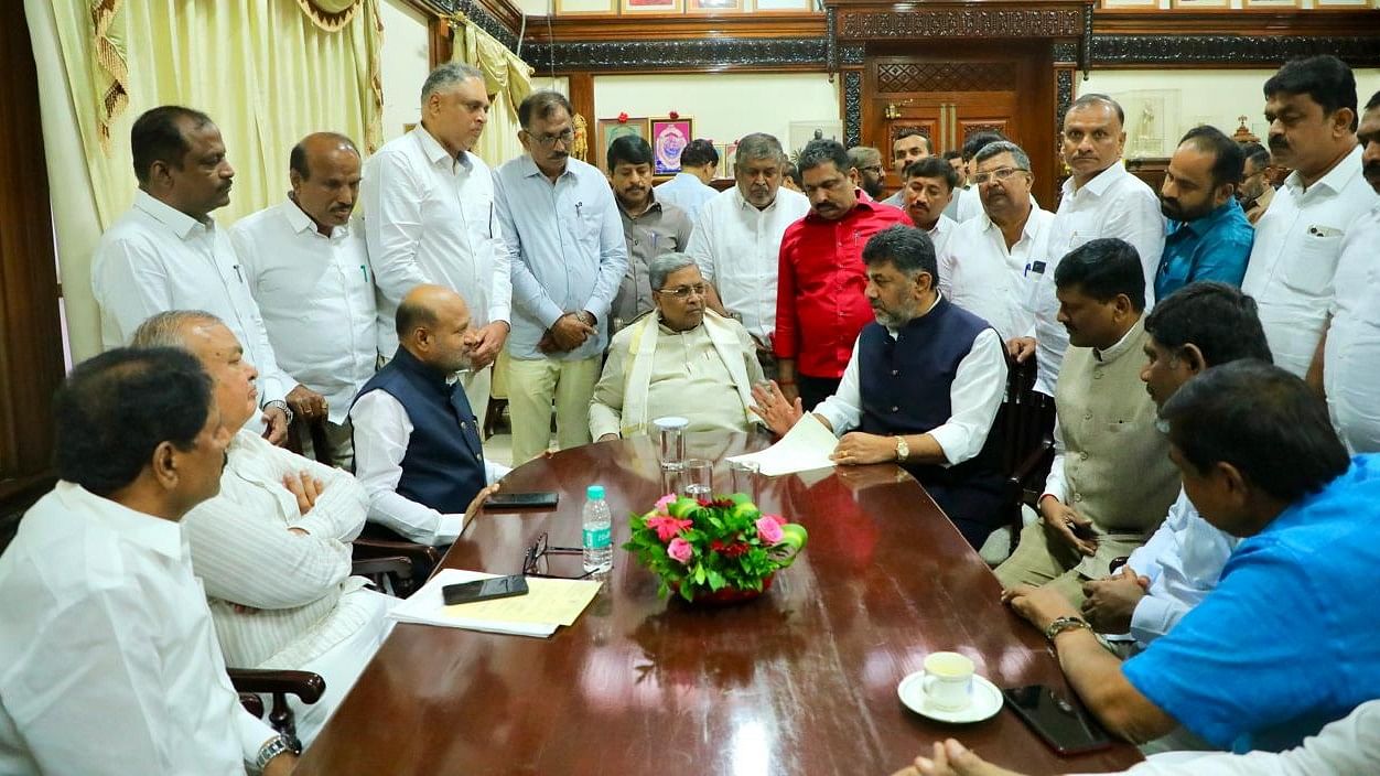 <div class="paragraphs"><p>A delegation of MLAs, MLCs and leaders of Ramanagara district under the leadership of DCM DK Shivakumar met Chief Minister Siddaramaiah and discussed and made a request regarding the comprehensive development and progress of the district at Vidhana Soudha in Bengaluru on Tuesday.</p></div>