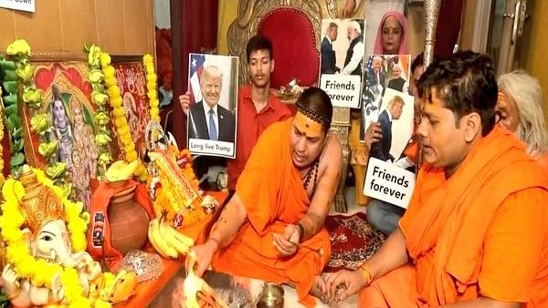 <div class="paragraphs"><p>Hindu Sena priests performing the havan for the well-being and long-life of former US President Donald Trump</p></div>